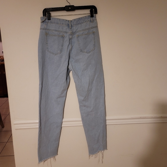 Distressed Flaming Mama Jeans 🔥 - Picture 3 of 6